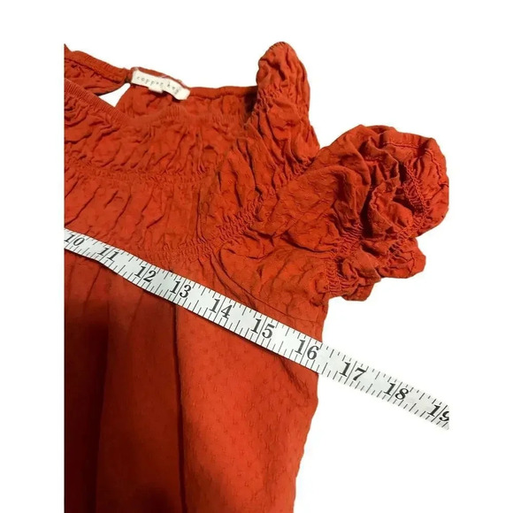 Copper Key Smocked Top Size Medium Orange Off Shoulder - Picture 6 of 7
